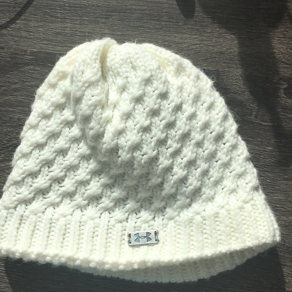 Under armour beanie